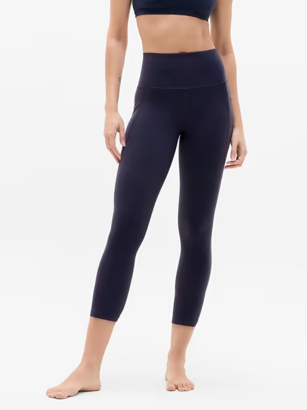 Athleta Salutation Stash High Rise Capri Leggings Size Small Navy Size Small EUC